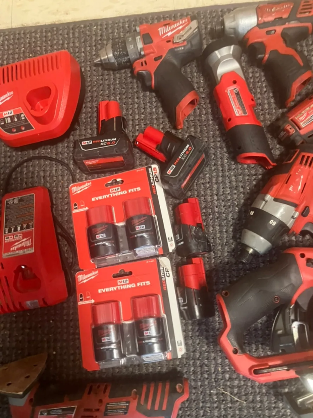Milwaukee M12 bundle image indicator(5)