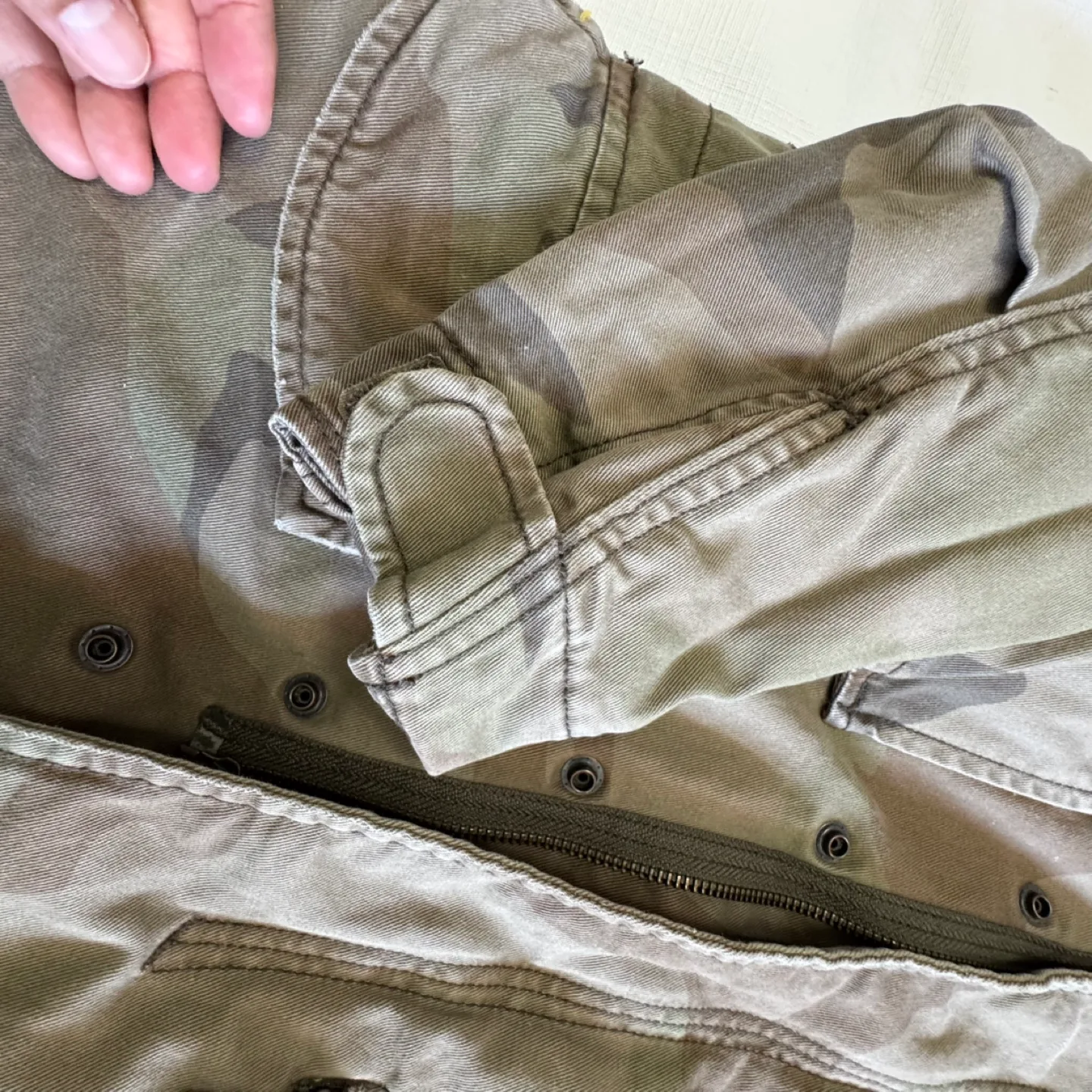 Gap Kids Camo Jacket Size 8 image indicator(6)