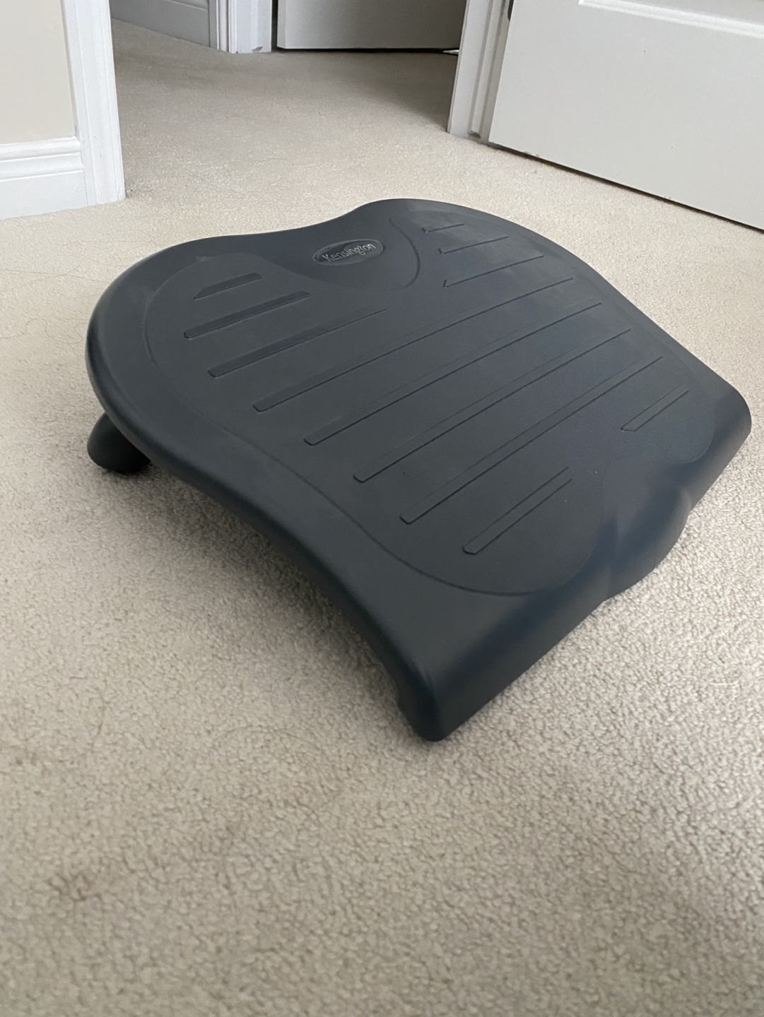 Kensington Ergo Desktop Footrest