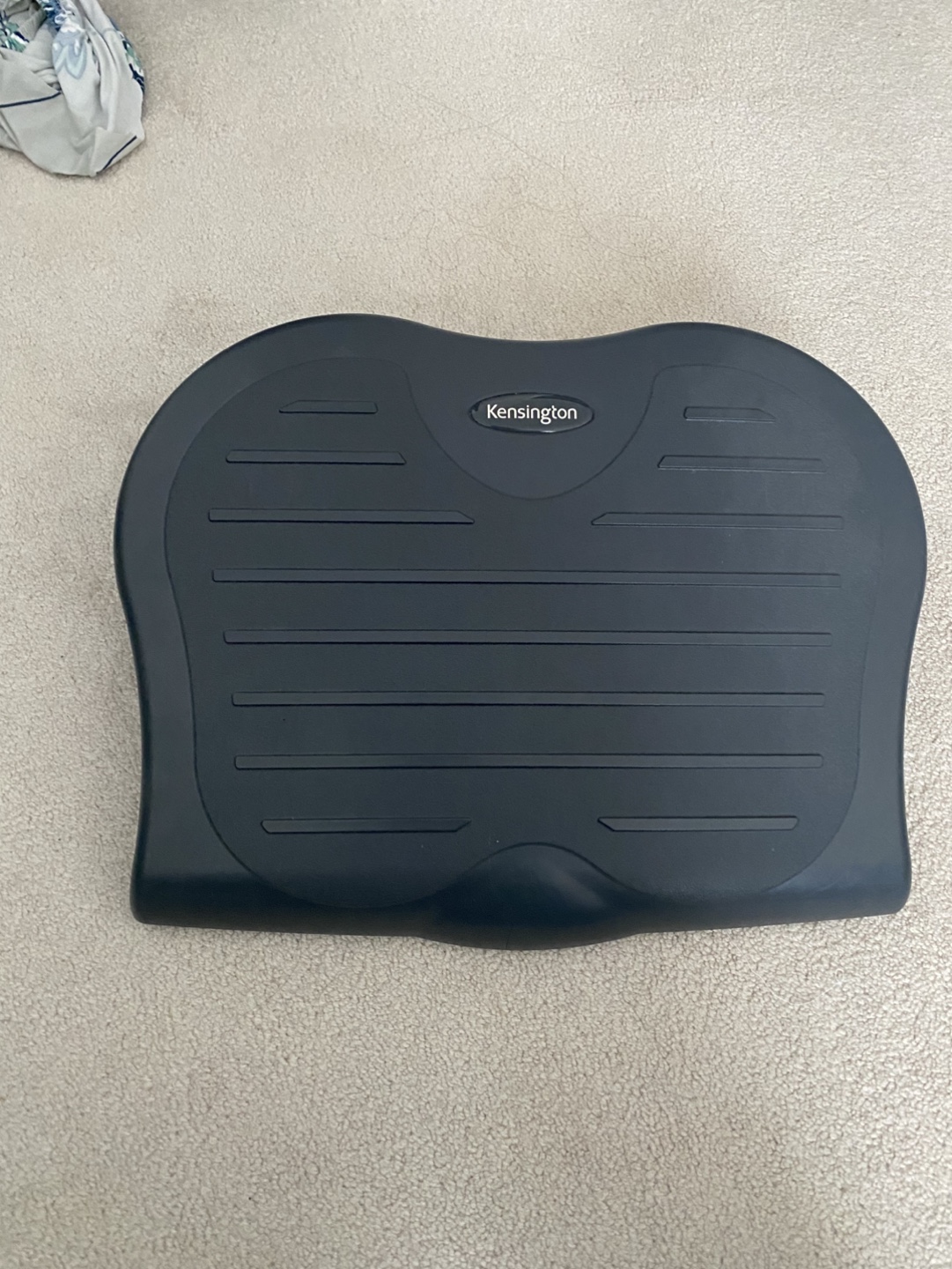 Kensington Ergo Desktop Footrest - photo 2