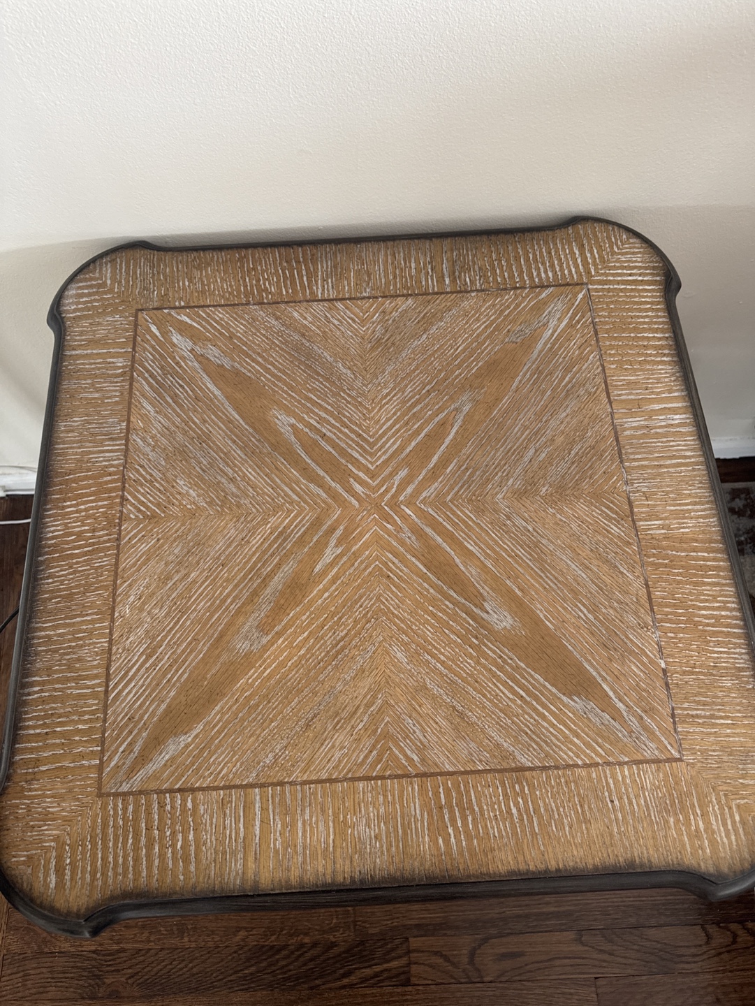 Charming End Table with Drawer - photo 2