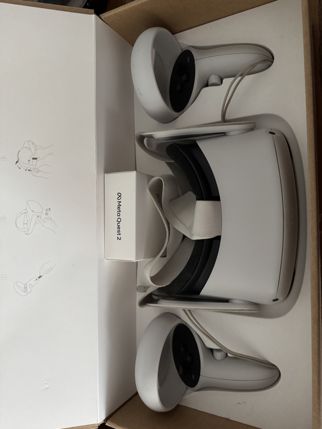 Meta Quest 2 VR Headset - photo 2