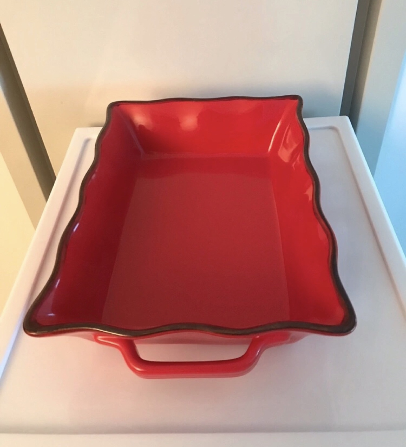Red bakeware dish