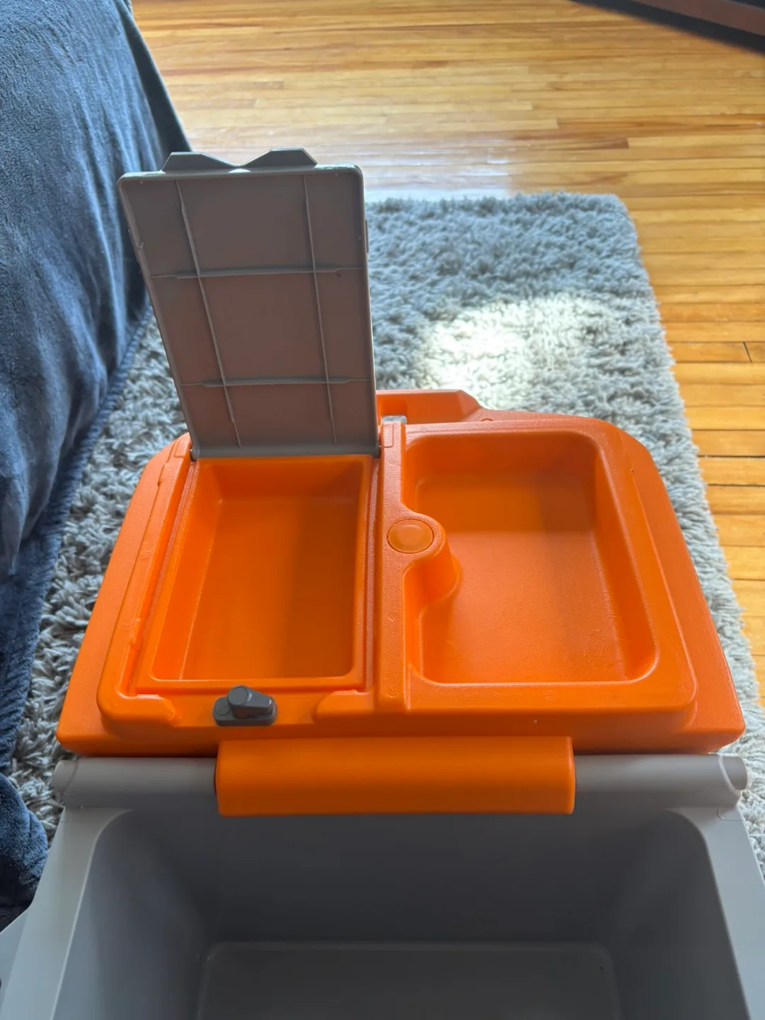 Klein Tools Insulated Lunch Cooler image indicator(4)