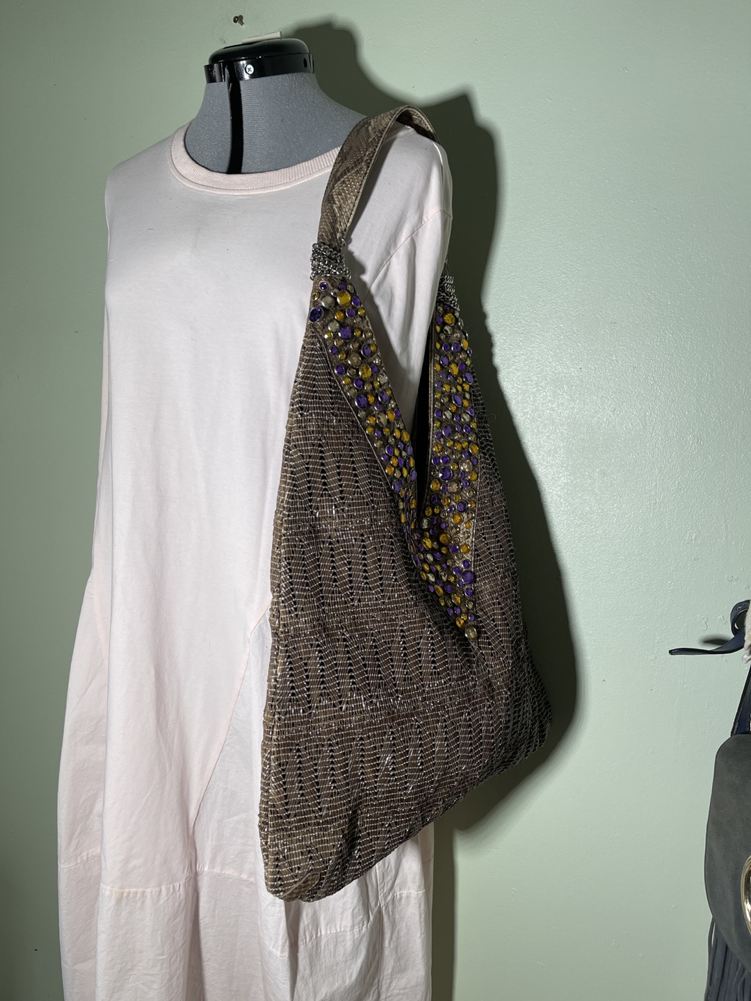 Gorgeous Beaded Shoulder Bag - photo 5