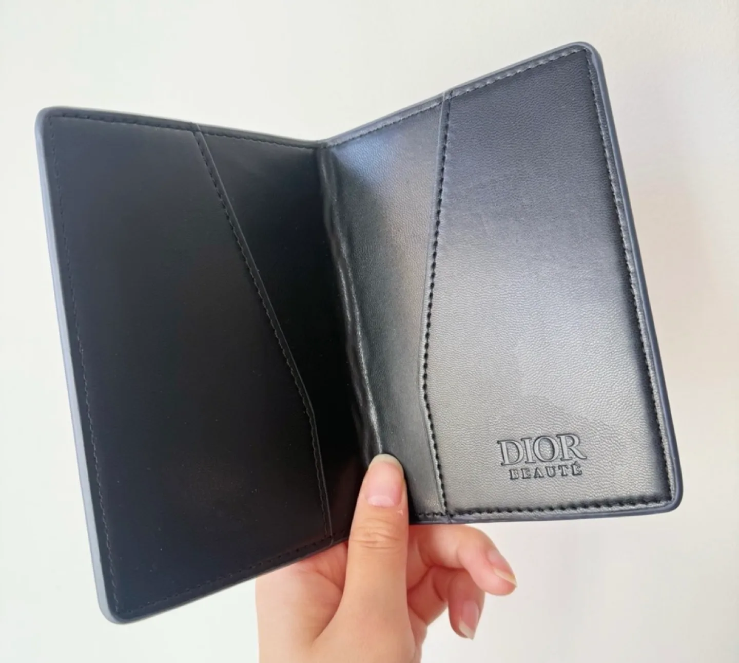 Dior Beauty Passport Holder image indicator(2)