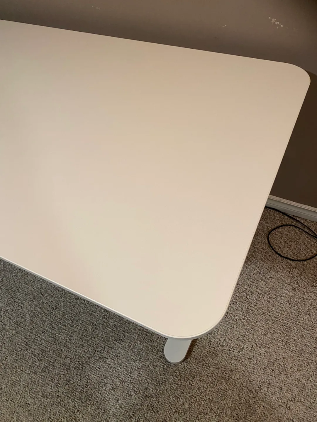 (Delivery available)Large White Adjustable Ikea Desk image indicator(2)