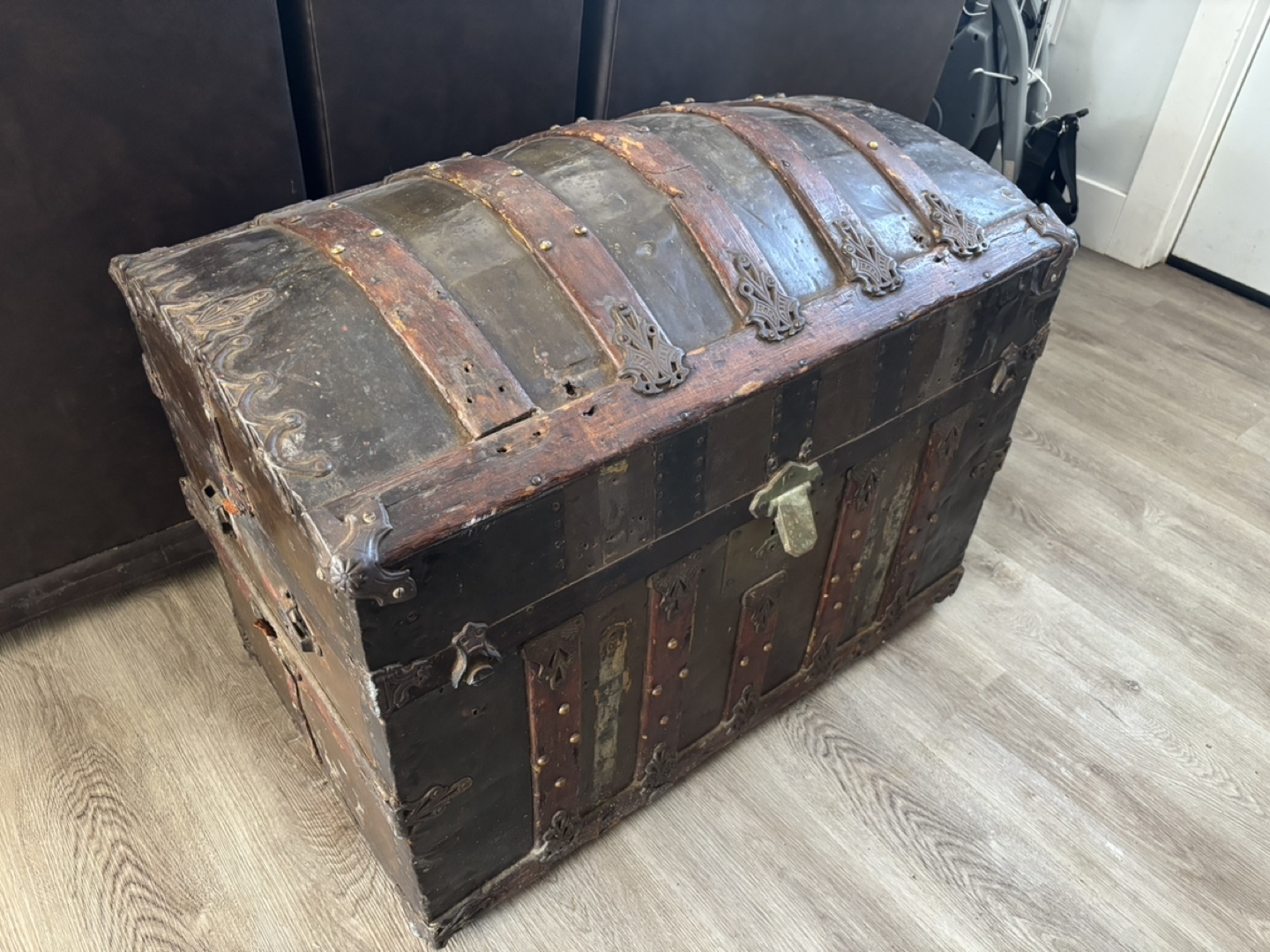 Antique Dome Top Trunk
