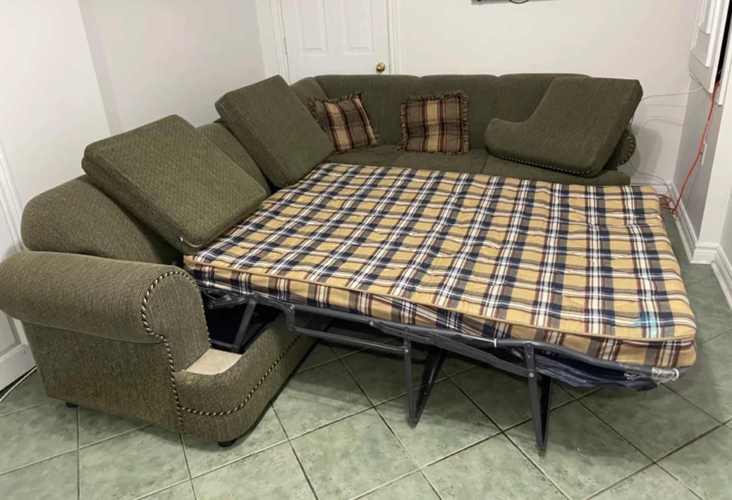 Sectional Sofa Bed image indicator(3)