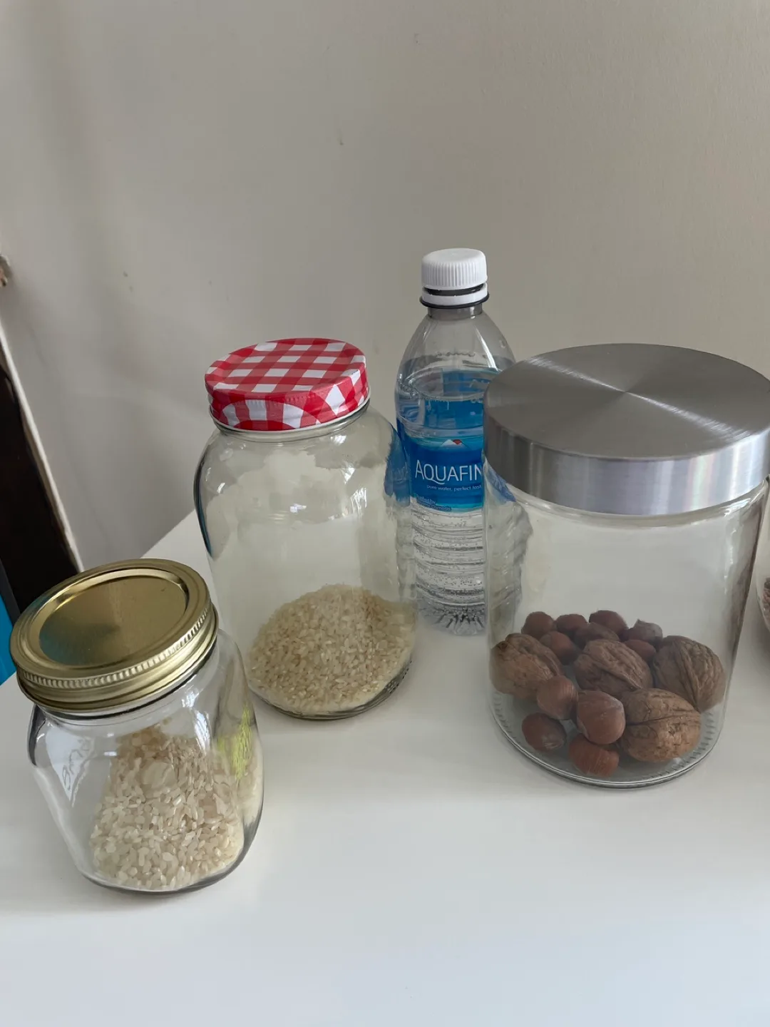 Set of six glass storage jars image indicator(2)