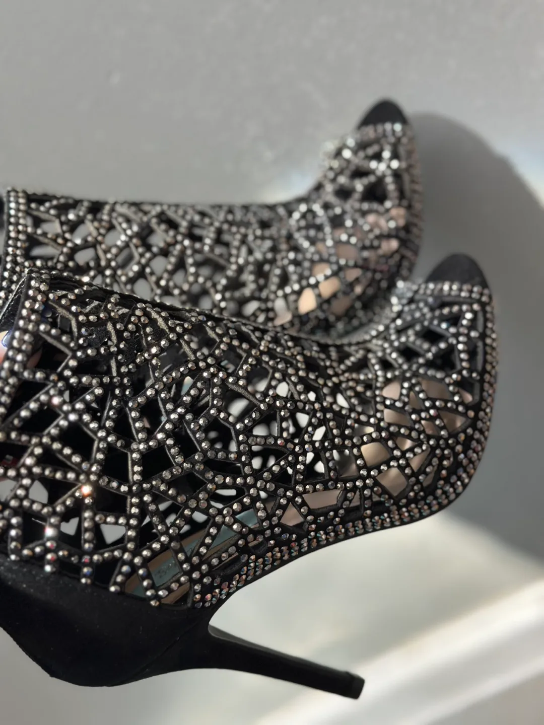 Betsy Johnson shoes image indicator(3)