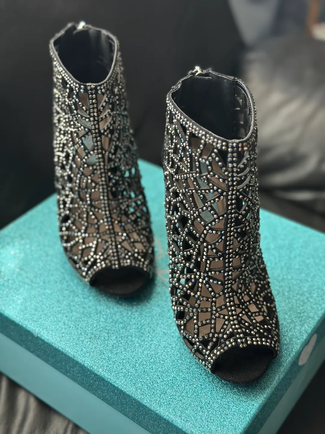 Betsy Johnson shoes image indicator(2)