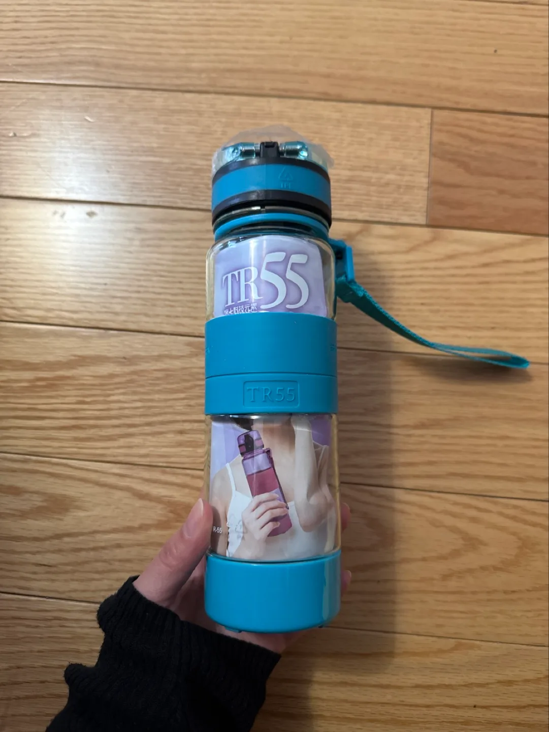 Water Bottle with built in Strainer image indicator(3)