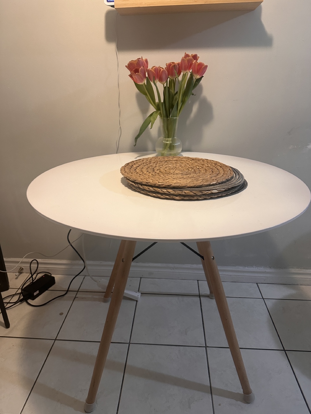 White Round Dining Table with Wooden Legs