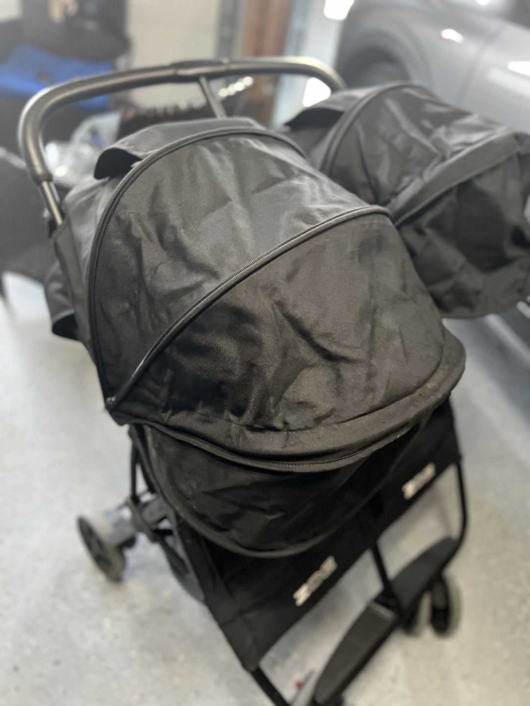Zoe XL2 Double Stroller - Black - photo 4