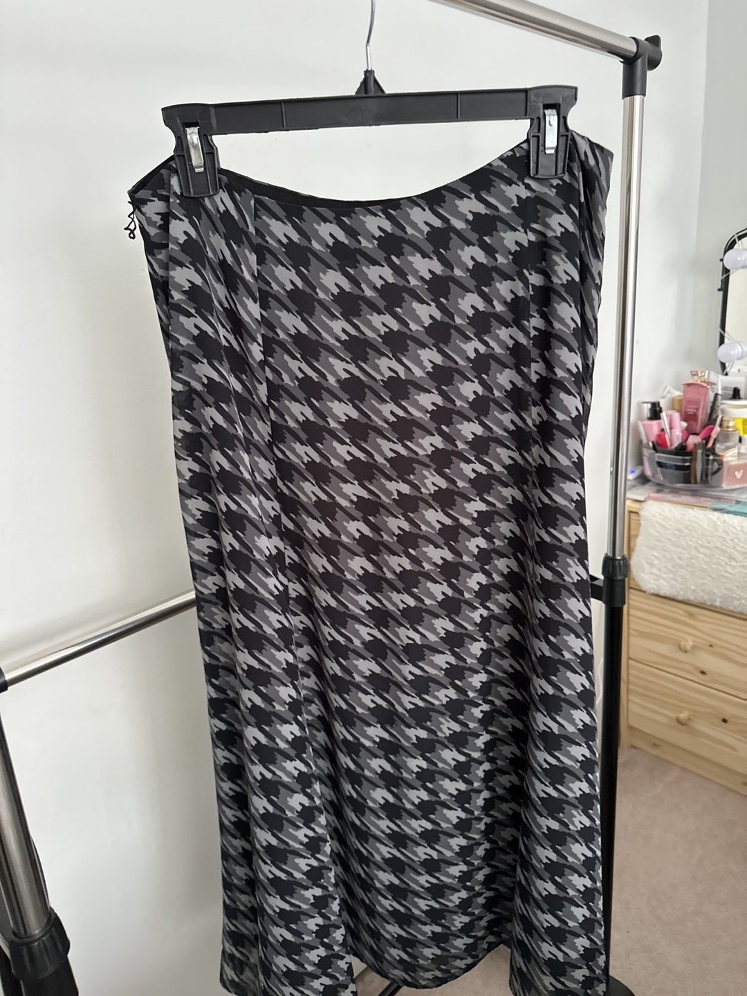 Norton Mcnaughton midi skirt size 10