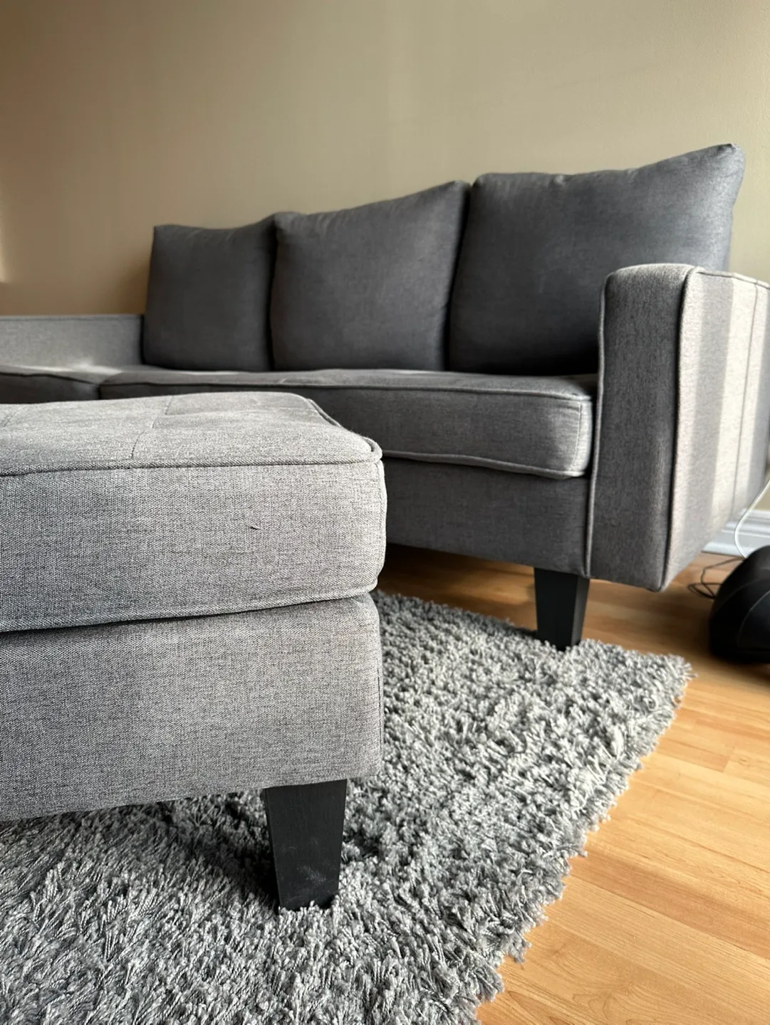 Grey Sectional Sofa with Ottoman image indicator(4)