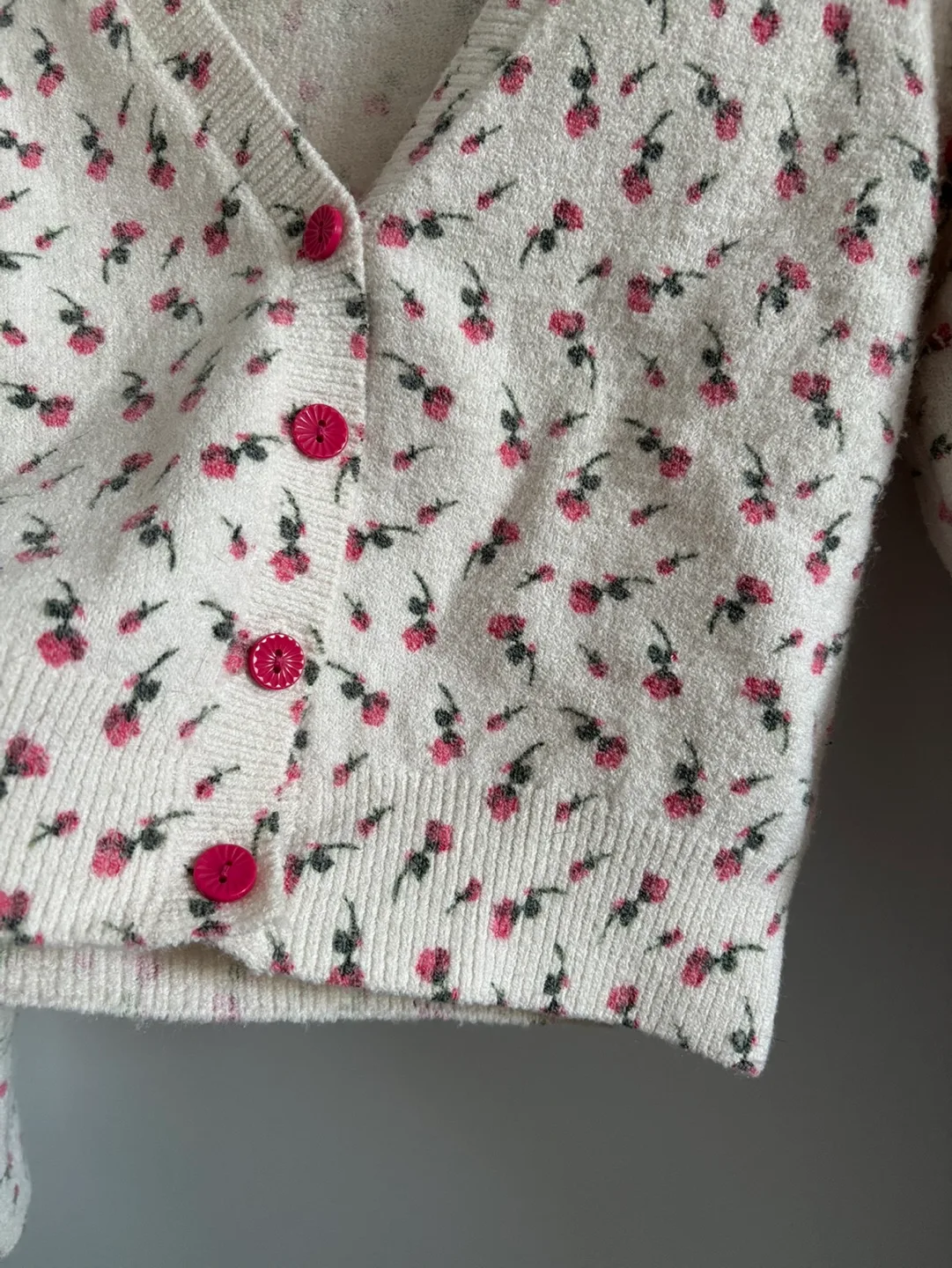 Zara | Floral Cardigan - S image indicator(4)