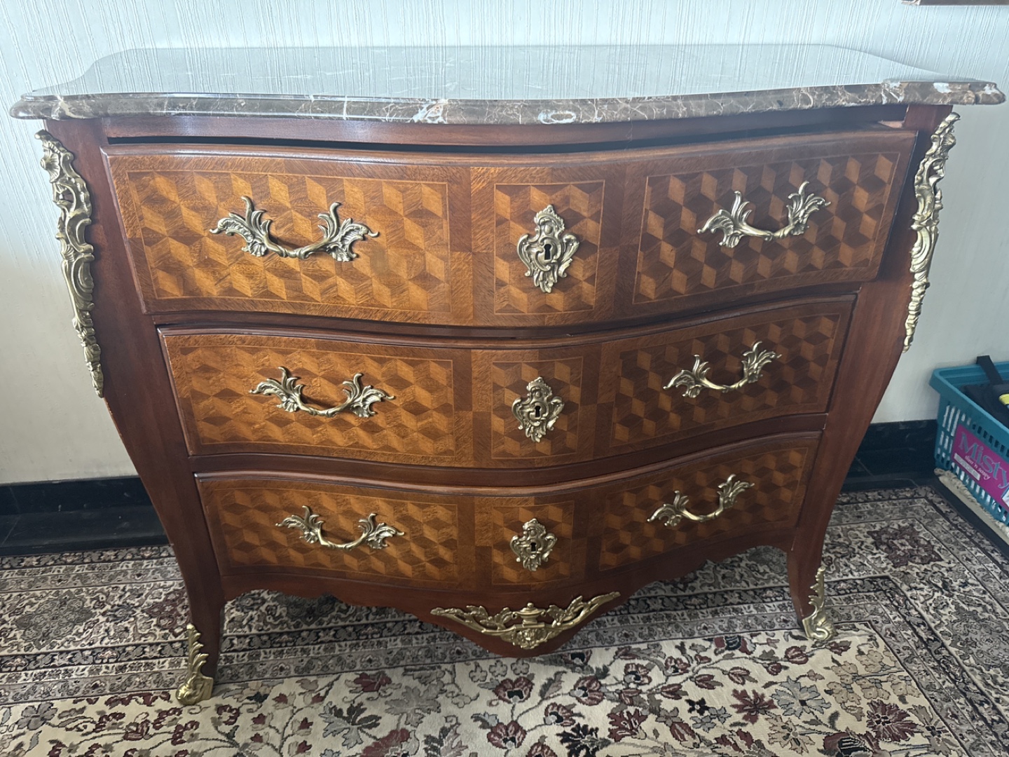 Bellewood Classic Furniture Three Drawer Chest