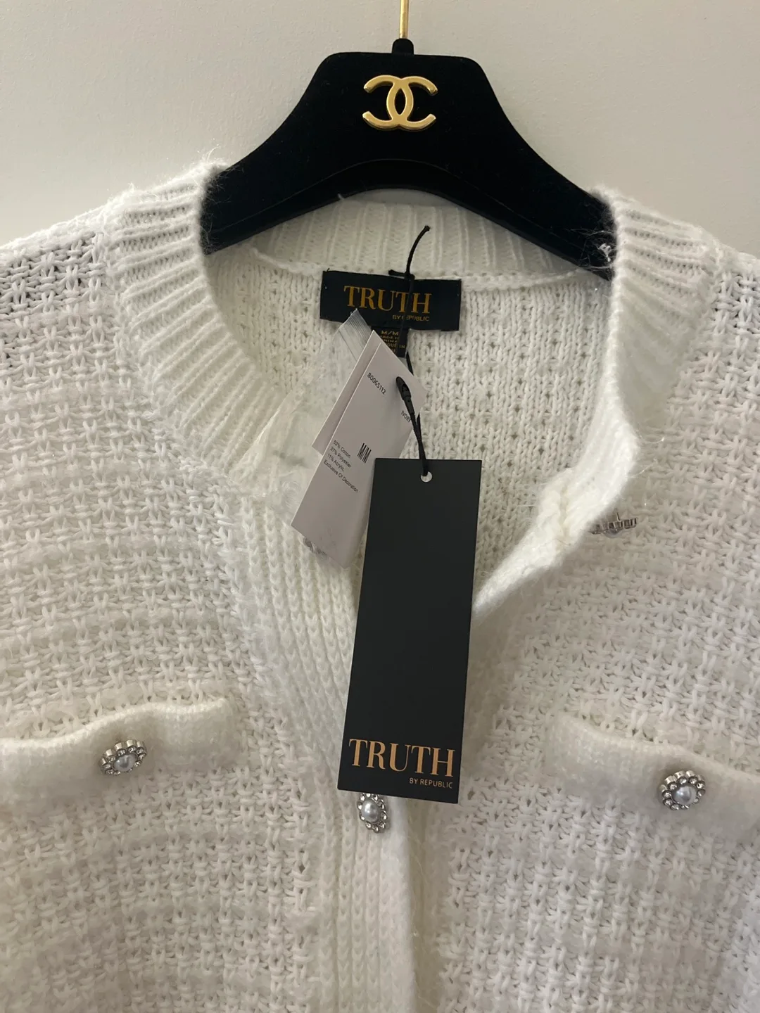 TRUTH by Reiss White Pearl Button Cardigan image indicator(7)