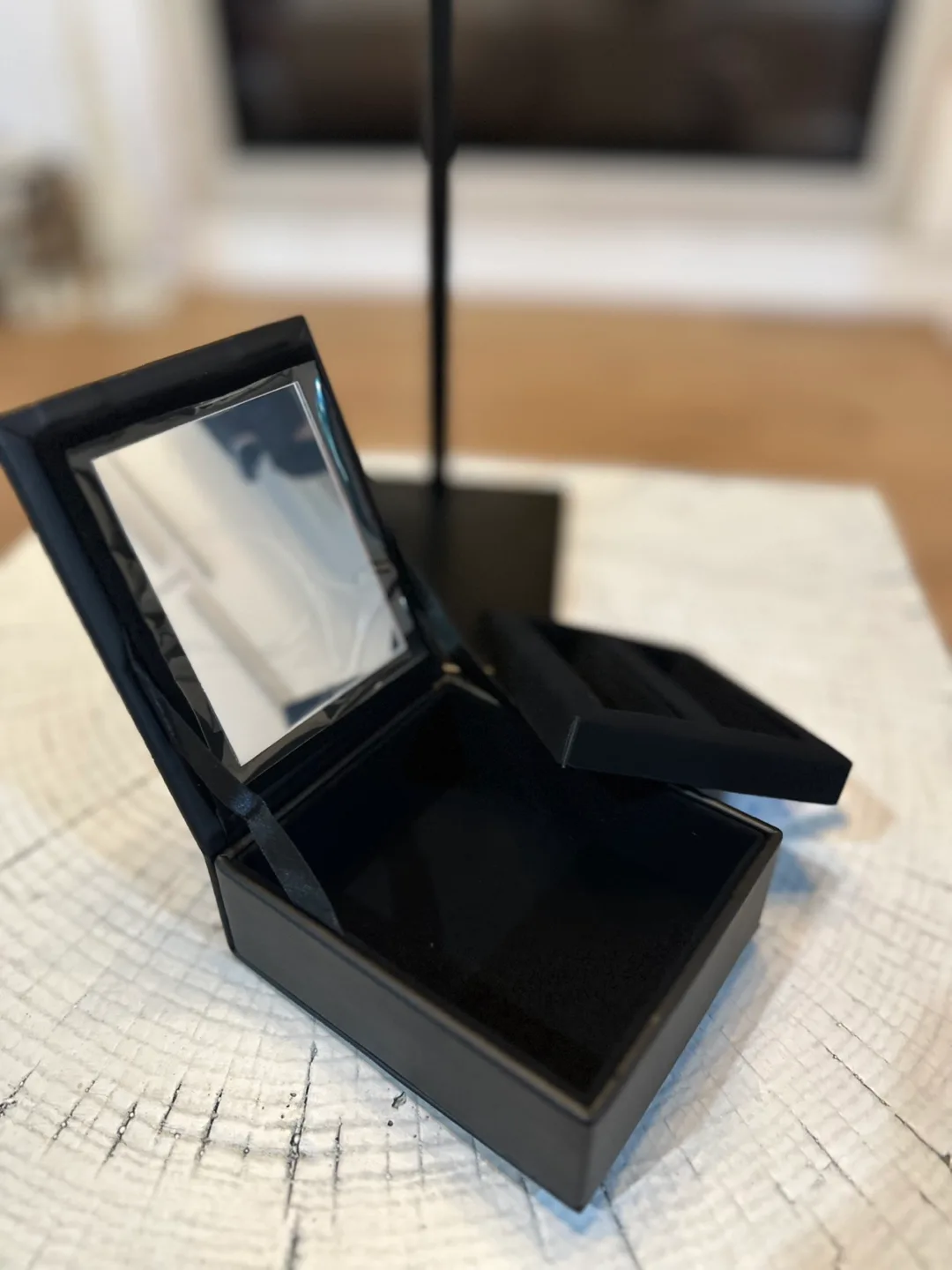 Dior Rouge Dior Lipstick Box image indicator(3)