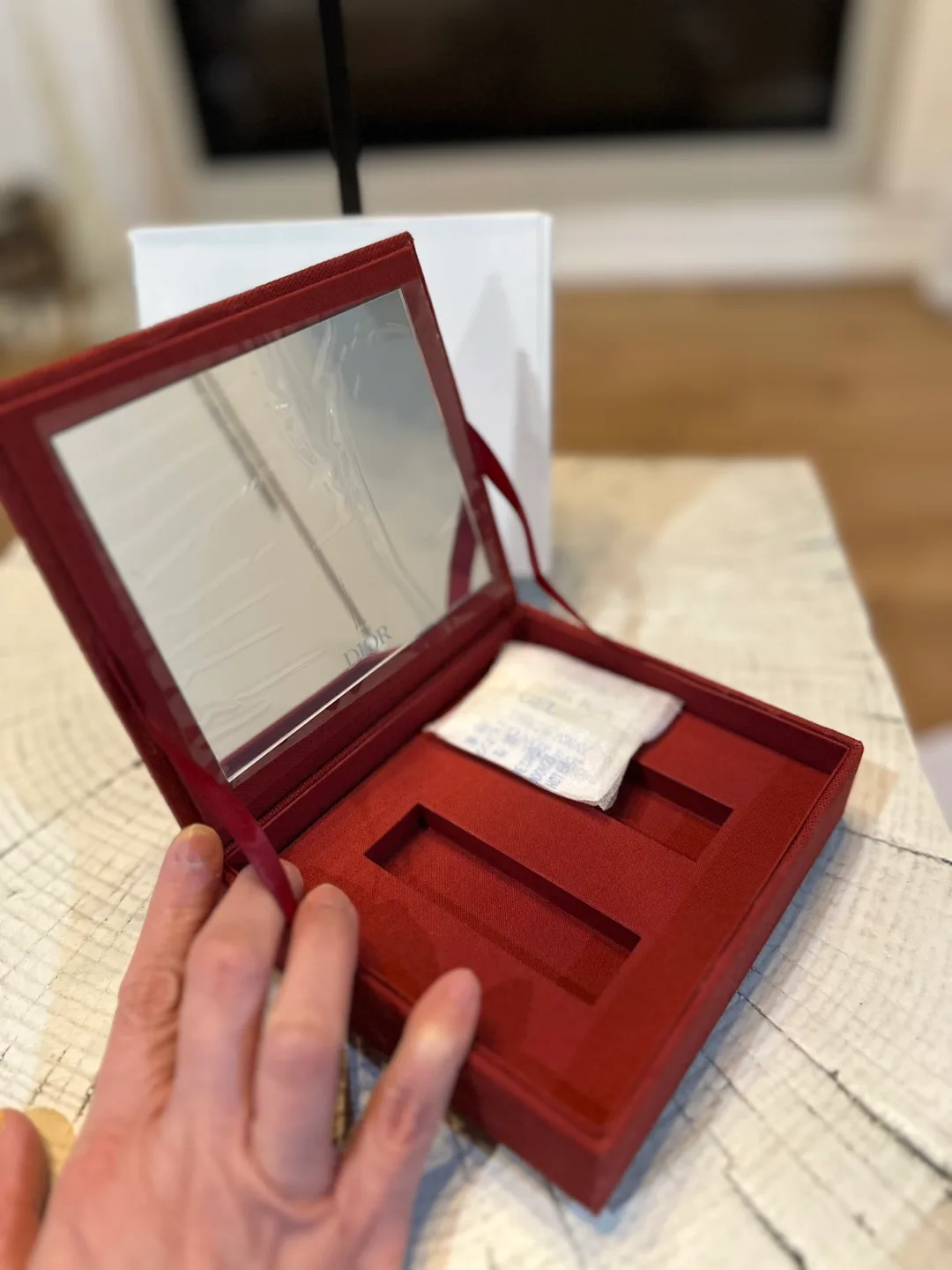 Dior Red Jewellery Box image indicator(3)