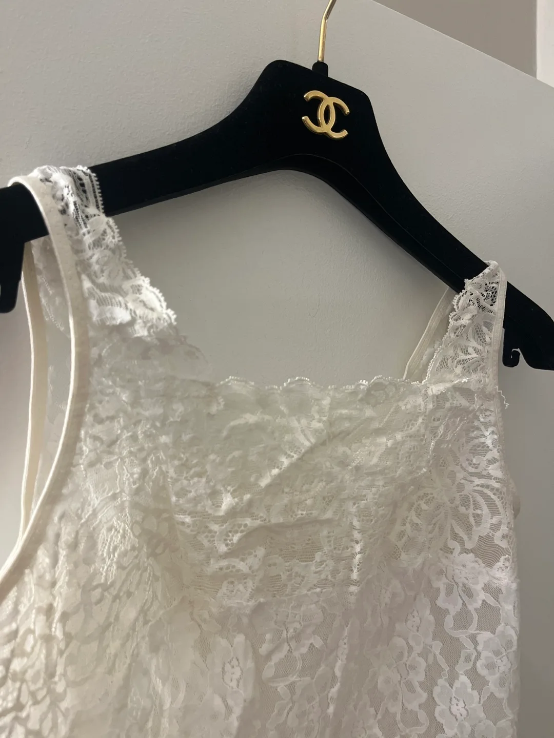 Vintage Cream Lace Cami Top image indicator(2)