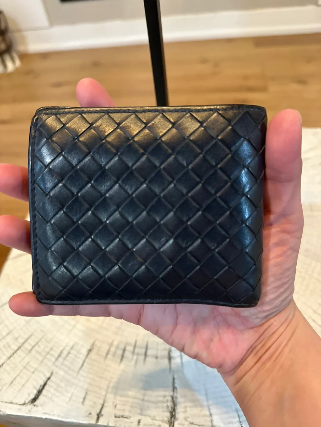 Authentic Bottega Veneta Intrecciato Leather Wallet image indicator(2)