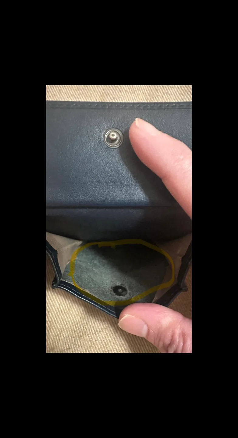 Authentic Bottega Veneta Intrecciato Leather Wallet image indicator(9)