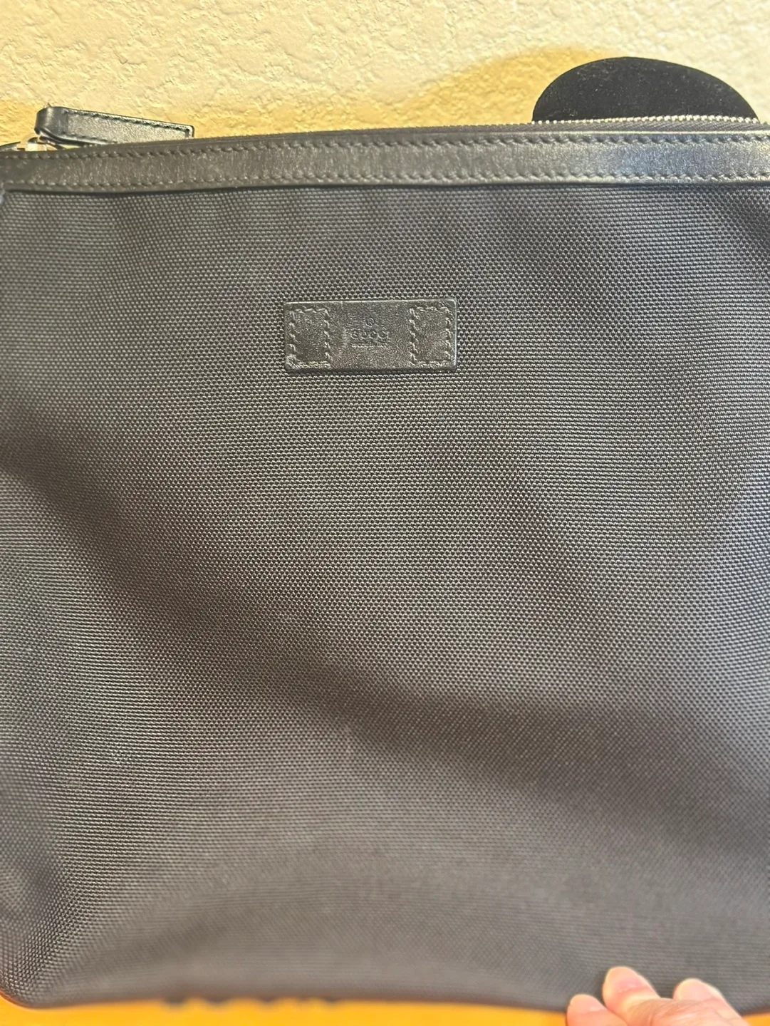 Authentic Preloved Gucci Black Crossbody Bag image indicator(4)