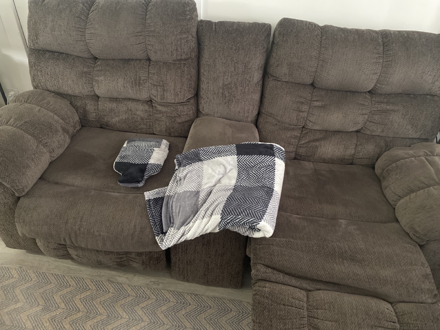 Reclining Sofa