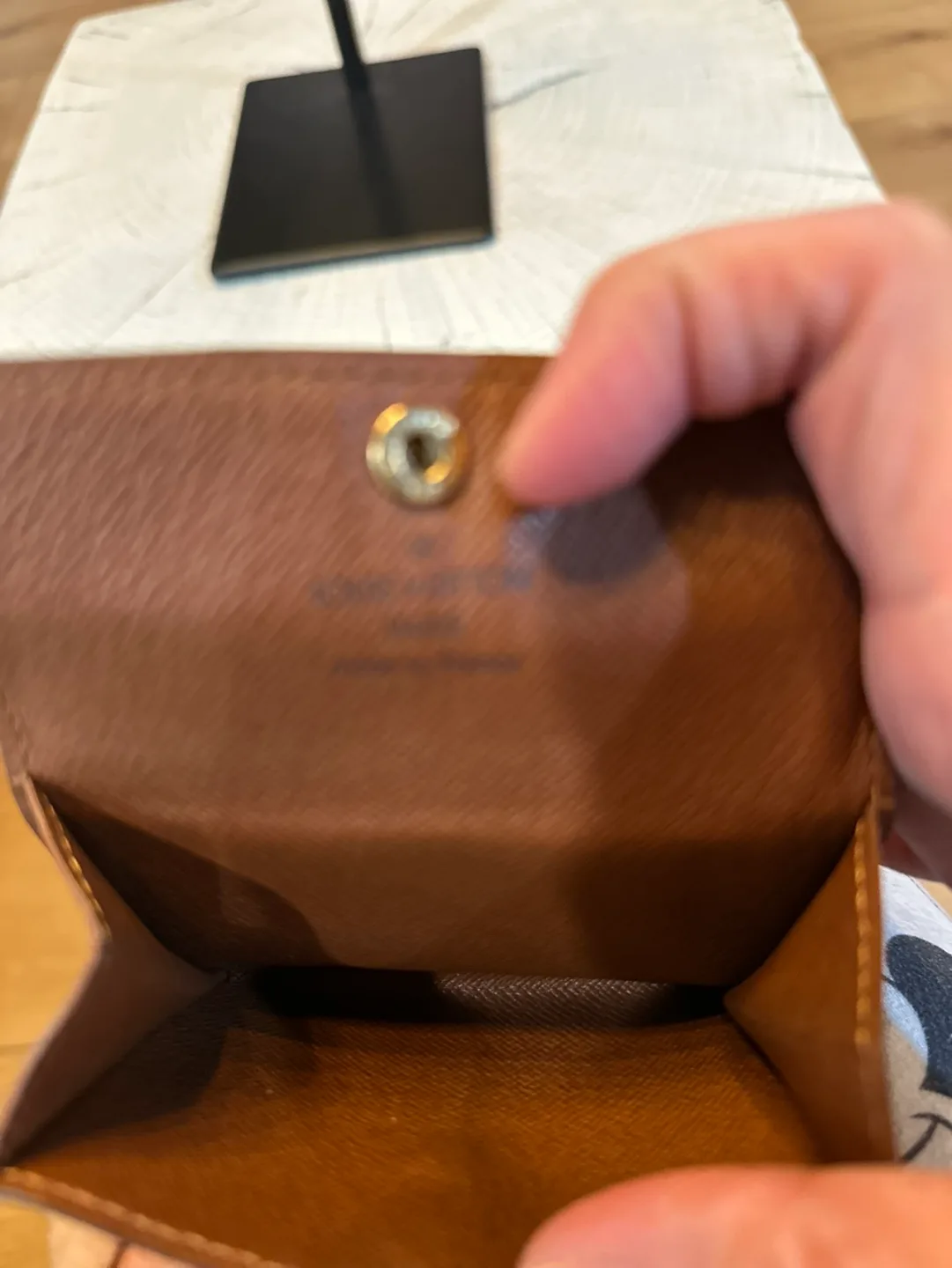 Authentic Louis Vuitton Monogram Canvas Card Holder image indicator(5)