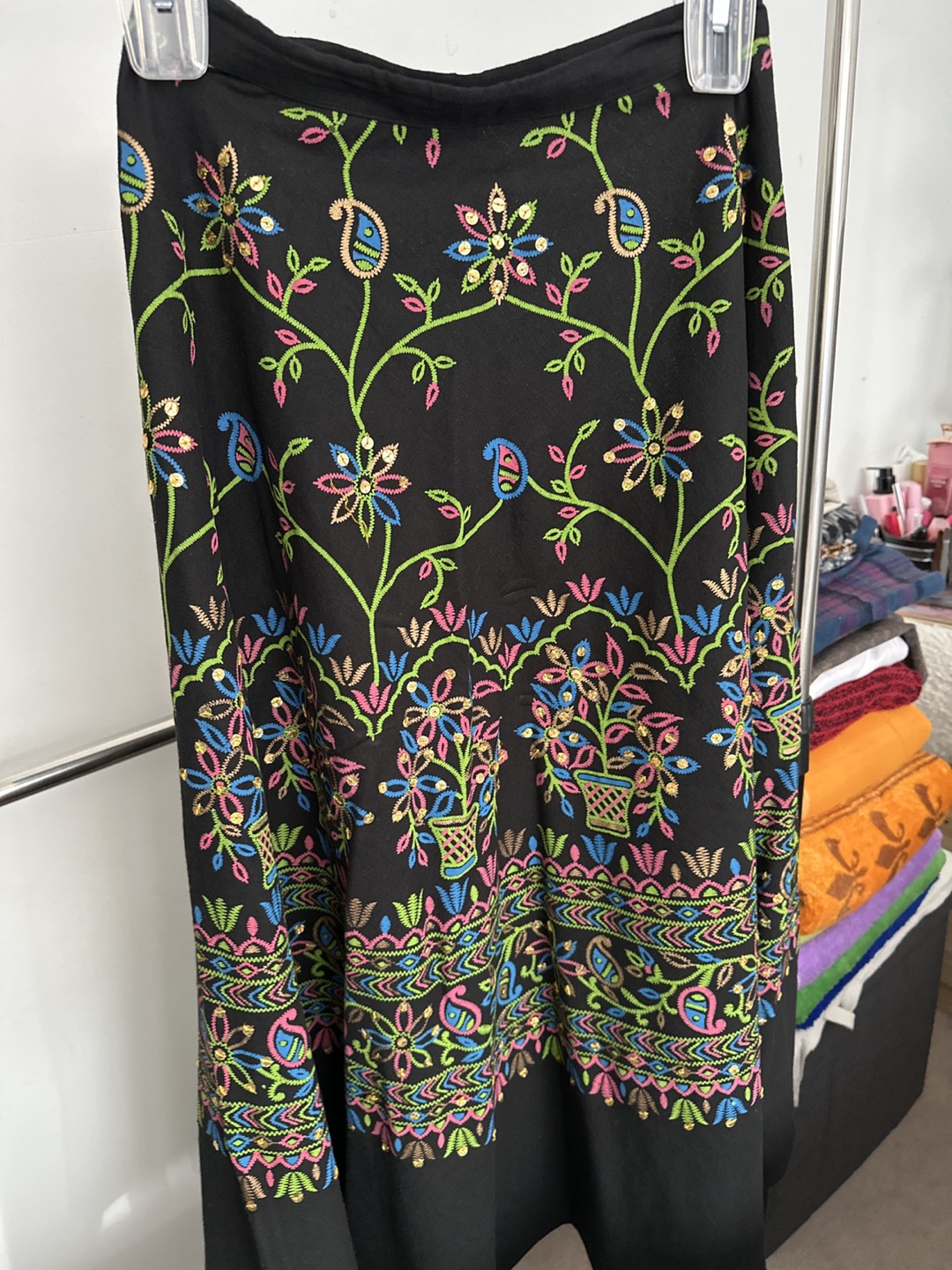 Mix Nouveau Black Embroidered Skirt Size L