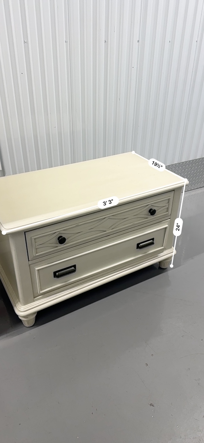 Free delivery armoire - photo 3