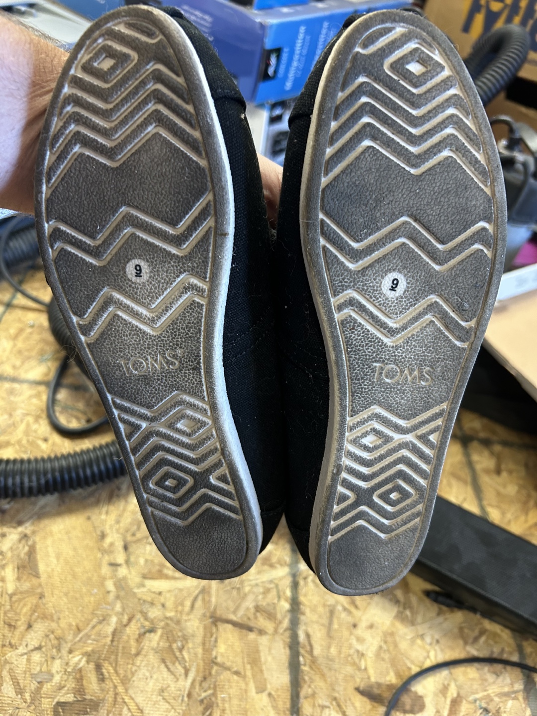 Women's TOMS Black Canvas Slip-on Shoes - Size 9 - photo 3