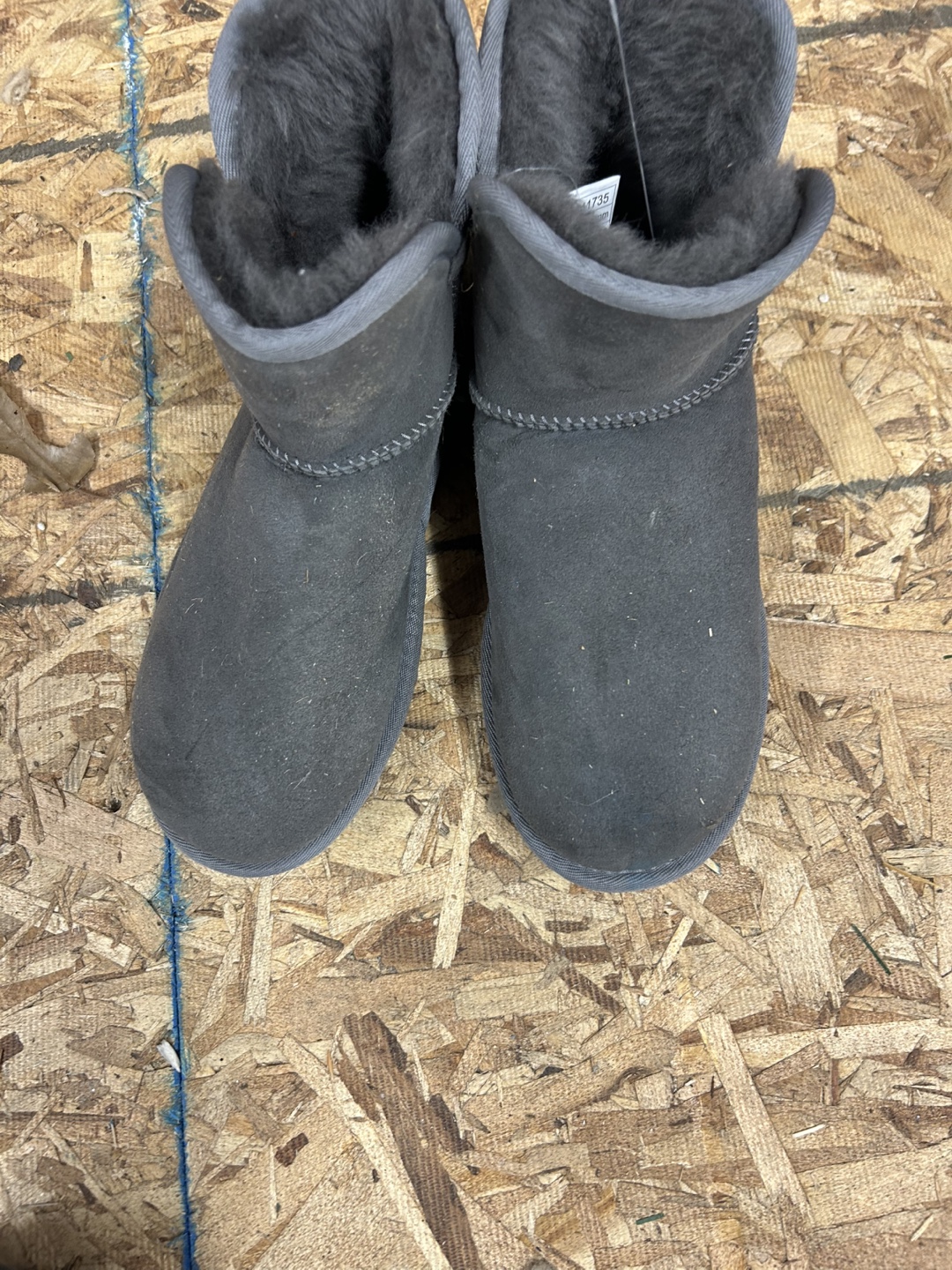 UGG Australia Sheepskin Boots - Size US 7