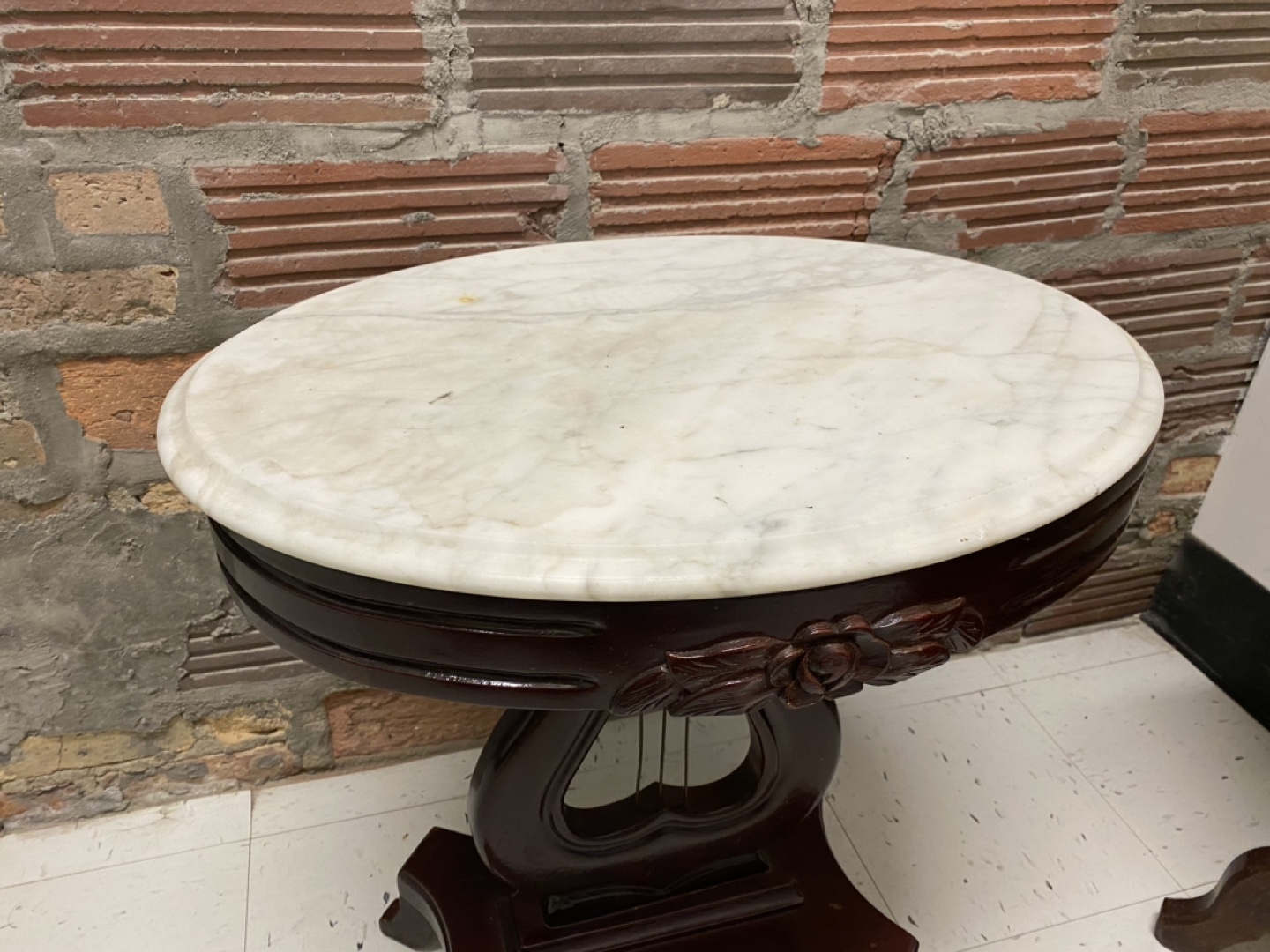 Set of 2 Antique Marble Top Harp Tables - photo 3