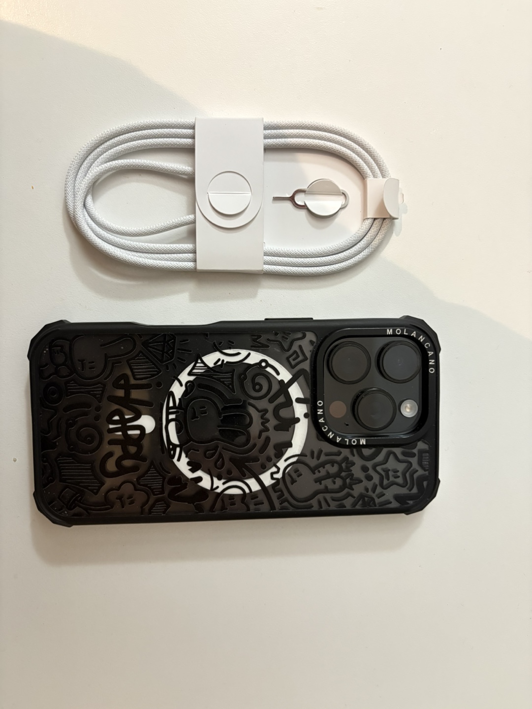 iPhone 16 Pro 256GB(Black) + Case & Cable - photo 2