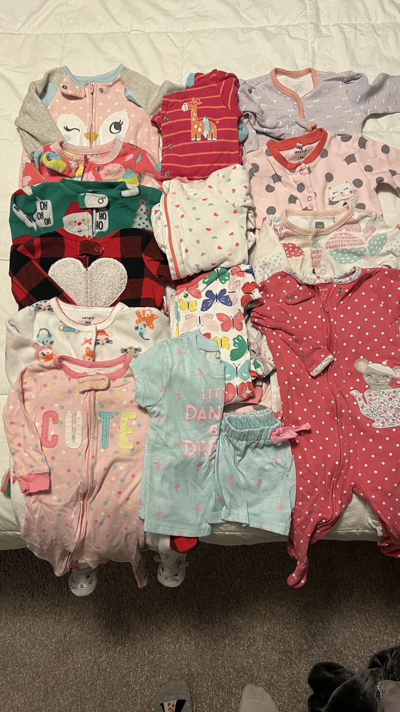 Baby girls 6 to 12 Months