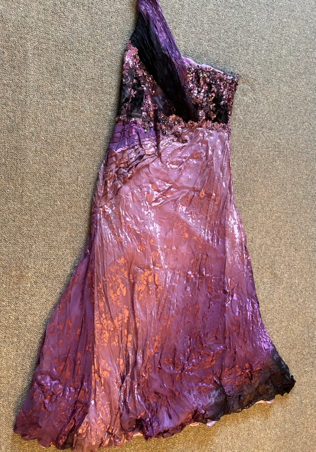 Gorgeous Purple Sequin One-Shoulder Evening Gown image indicator(2)
