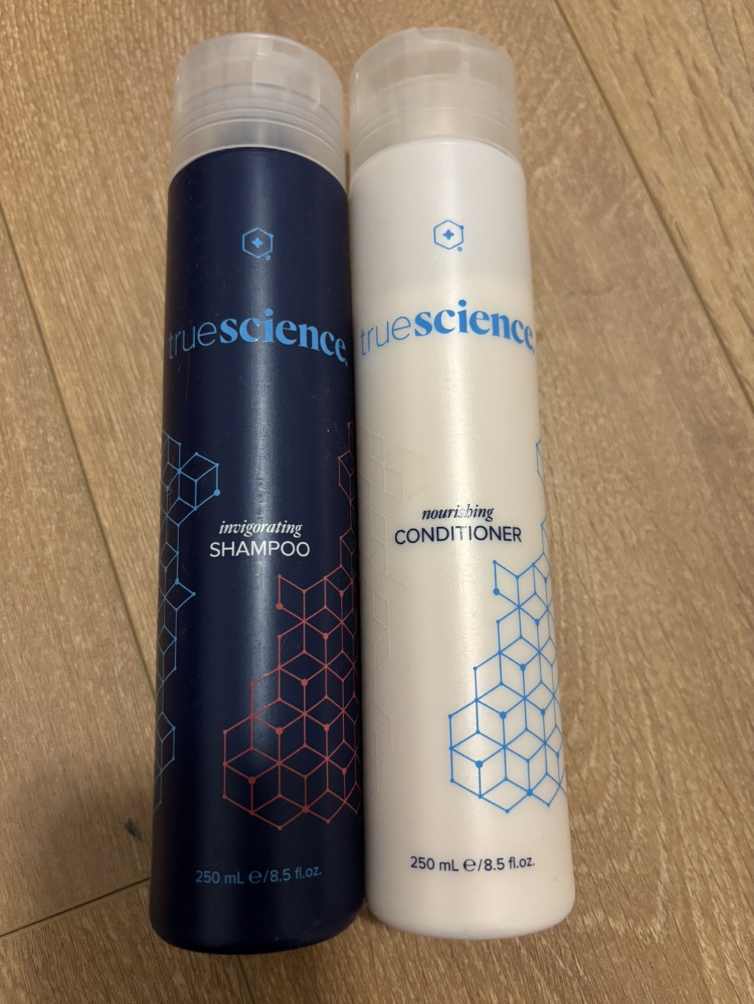 True Science Invigorating Shampoo & Nourishing Conditioner Set