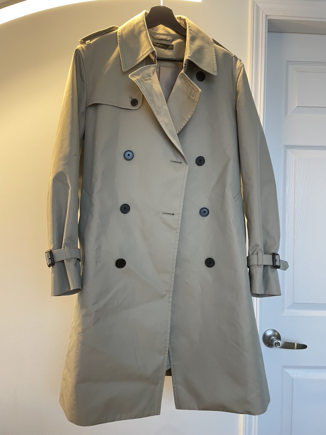 Uniqlo trench coat - photo 2