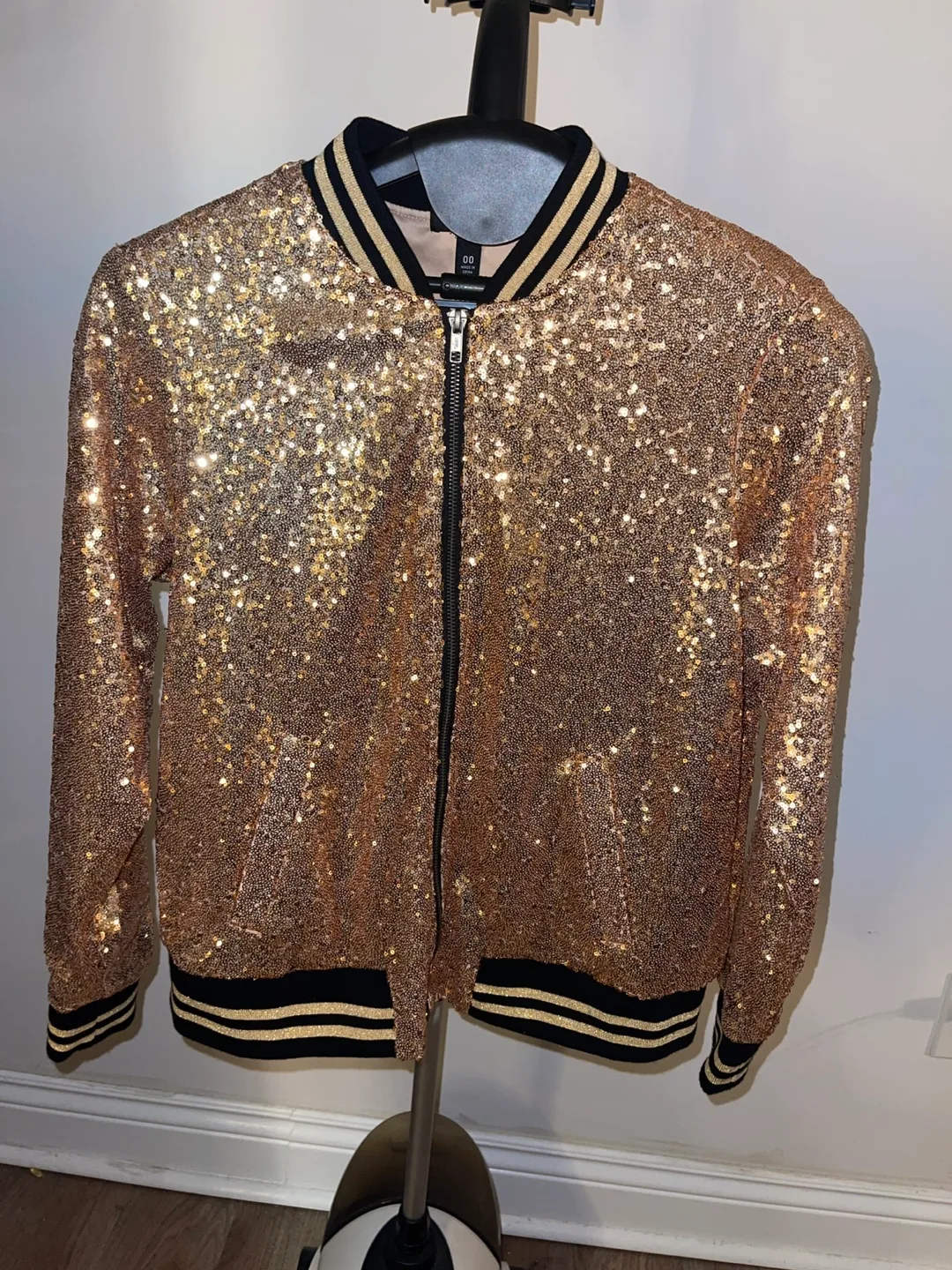 Torrid Gold Sequin Bomber Jacket with Pockets M/L image indicator(4)