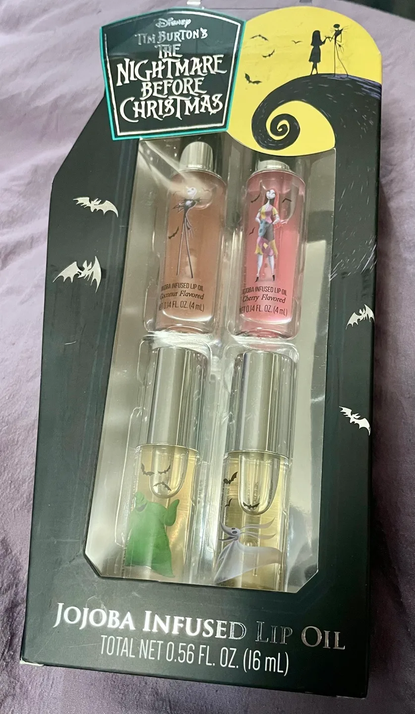 Nightmare Before Christmas Jojoba Infused Lip Oil Set thumbnail