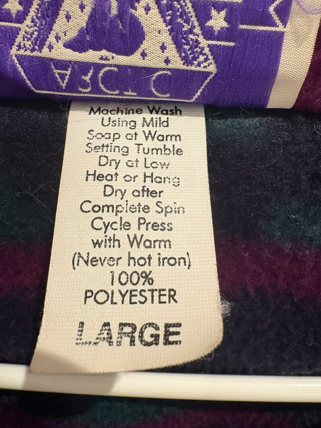 Vintage Arctic Image pullover fleece image indicator(5)