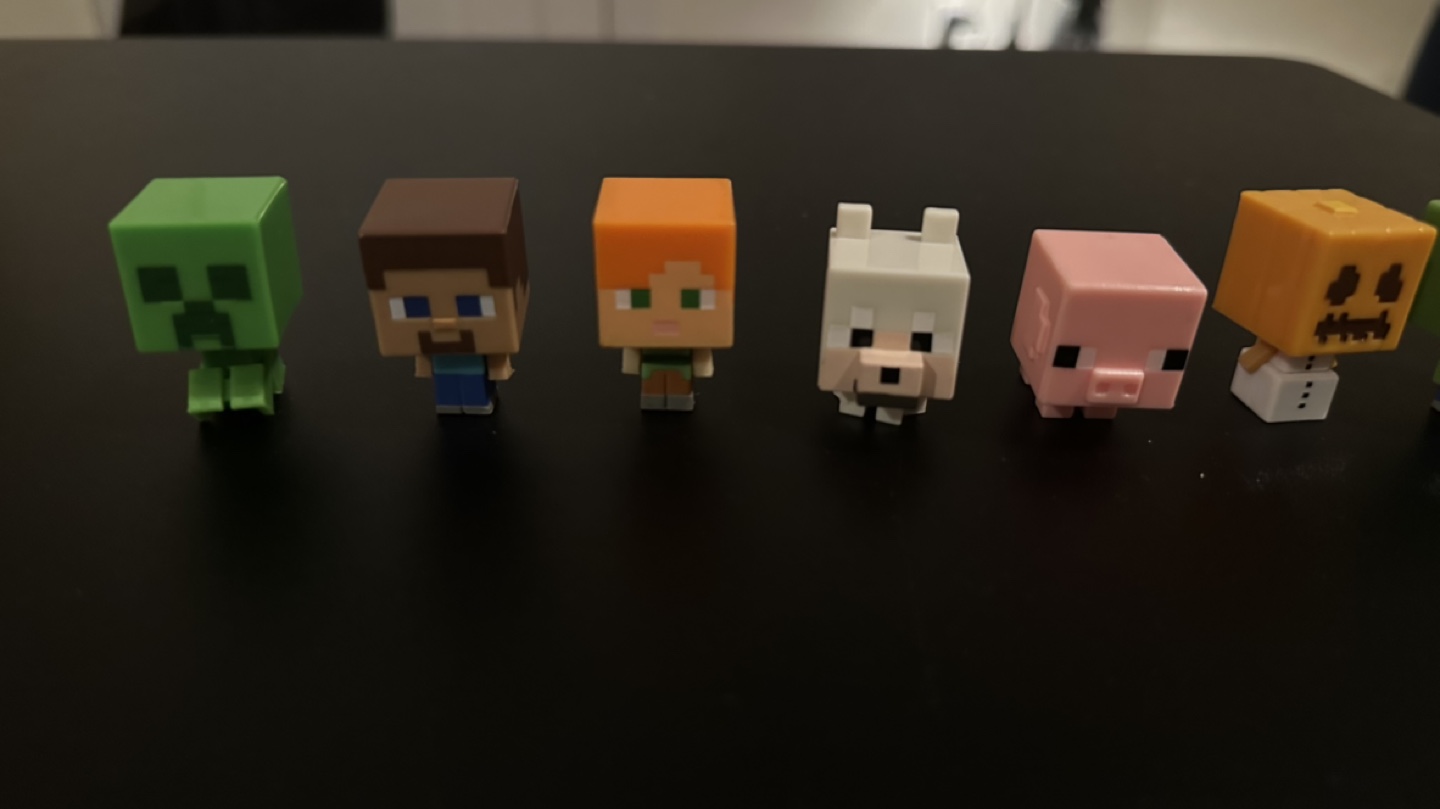 Minecraft Mini Figures 8 Pack 1.5” - photo 2
