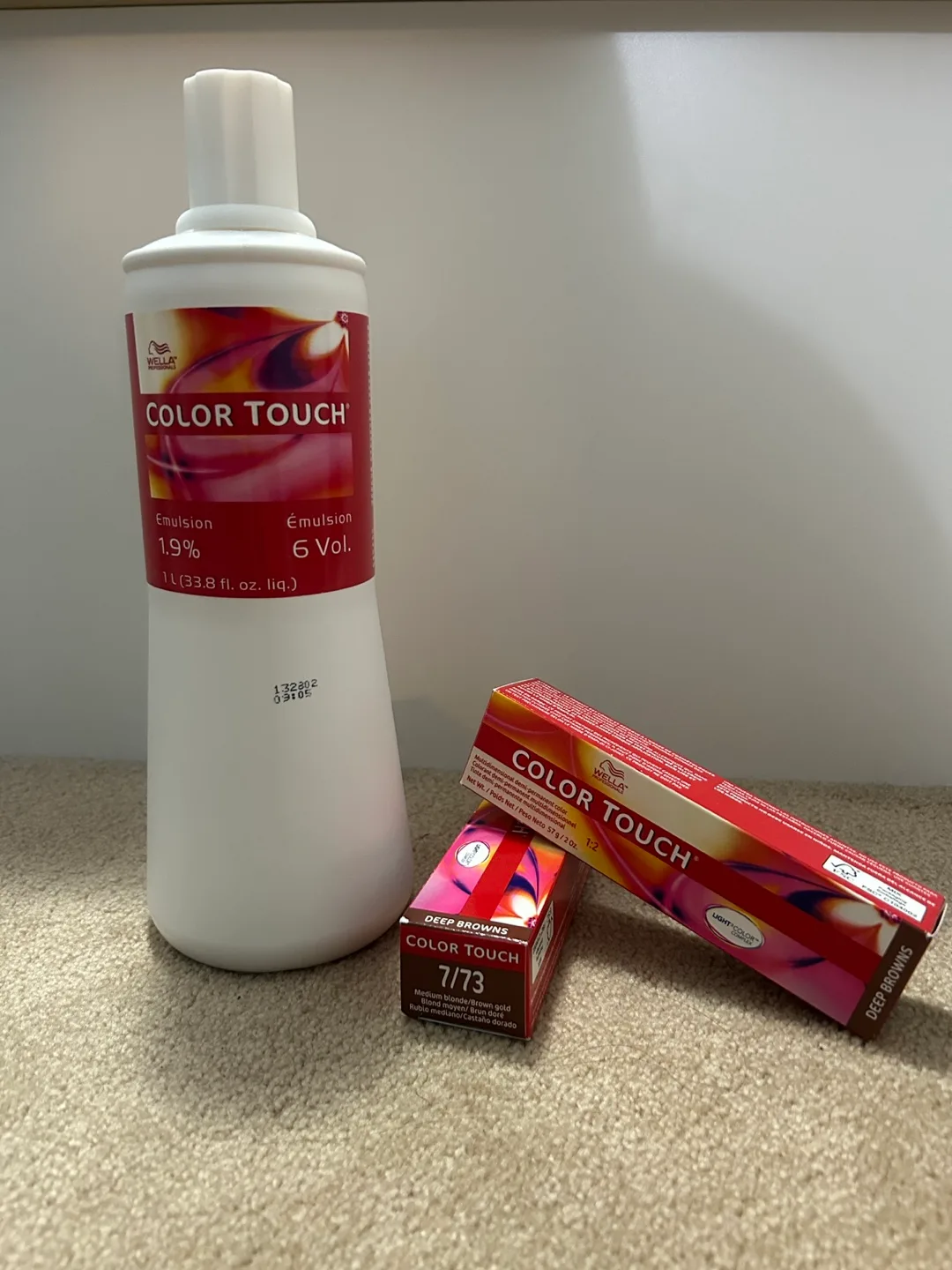 Wella Color Touch Hair Colour with Emulsion image indicator(2)