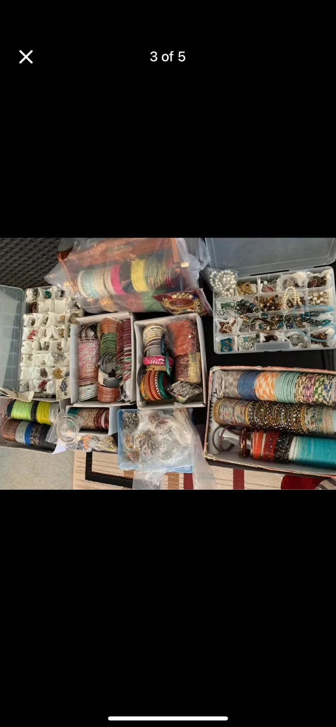 Earings sets bracelets lots of variety image indicator(3)