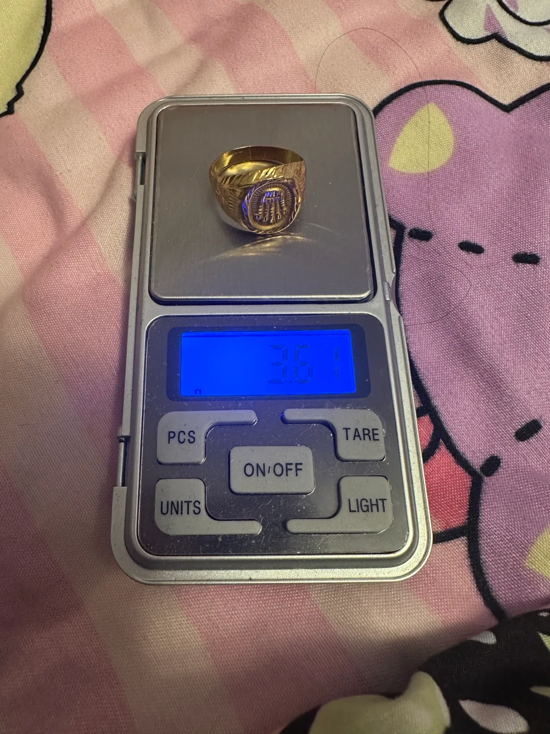 21K Gold Crown Ring image indicator(3)