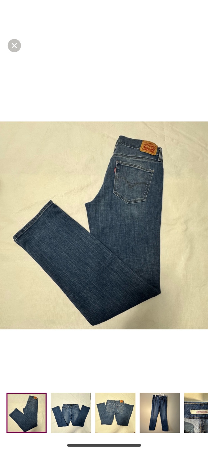 Levi's Women's Slimming Straight Jeans - Size 29